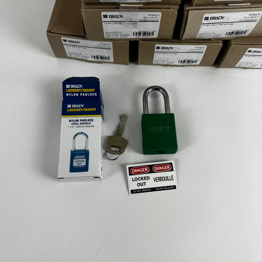 Brady Weerbestendig Nylon & Stalen Veiligheidsslot – Maximale bescherming in elke omgeving