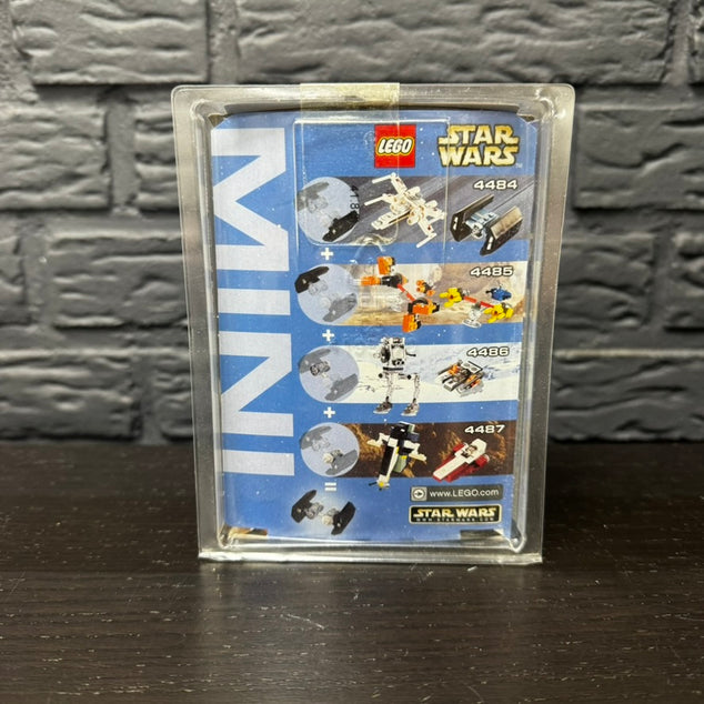 LEGO 4485 Sebulba's Podracer & Anakin's Podracer